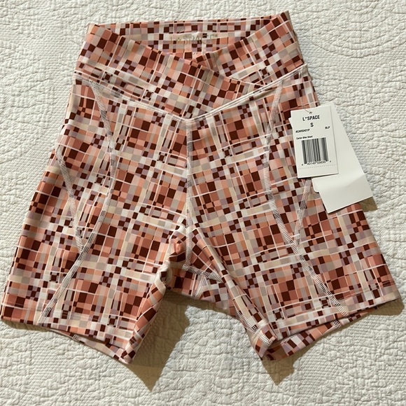 L Space Carter Bike Shorts. Small. NWT - Picture 2 of 8